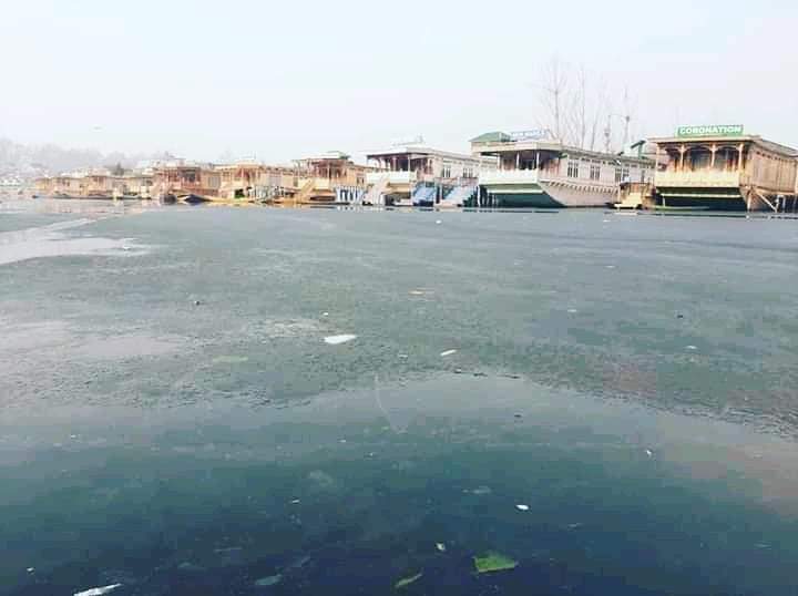 Fresh Snowfall and frozen Dal Lake